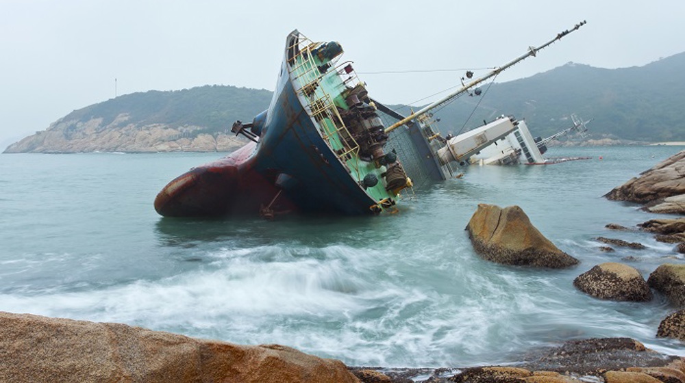 ship wreck.jpg