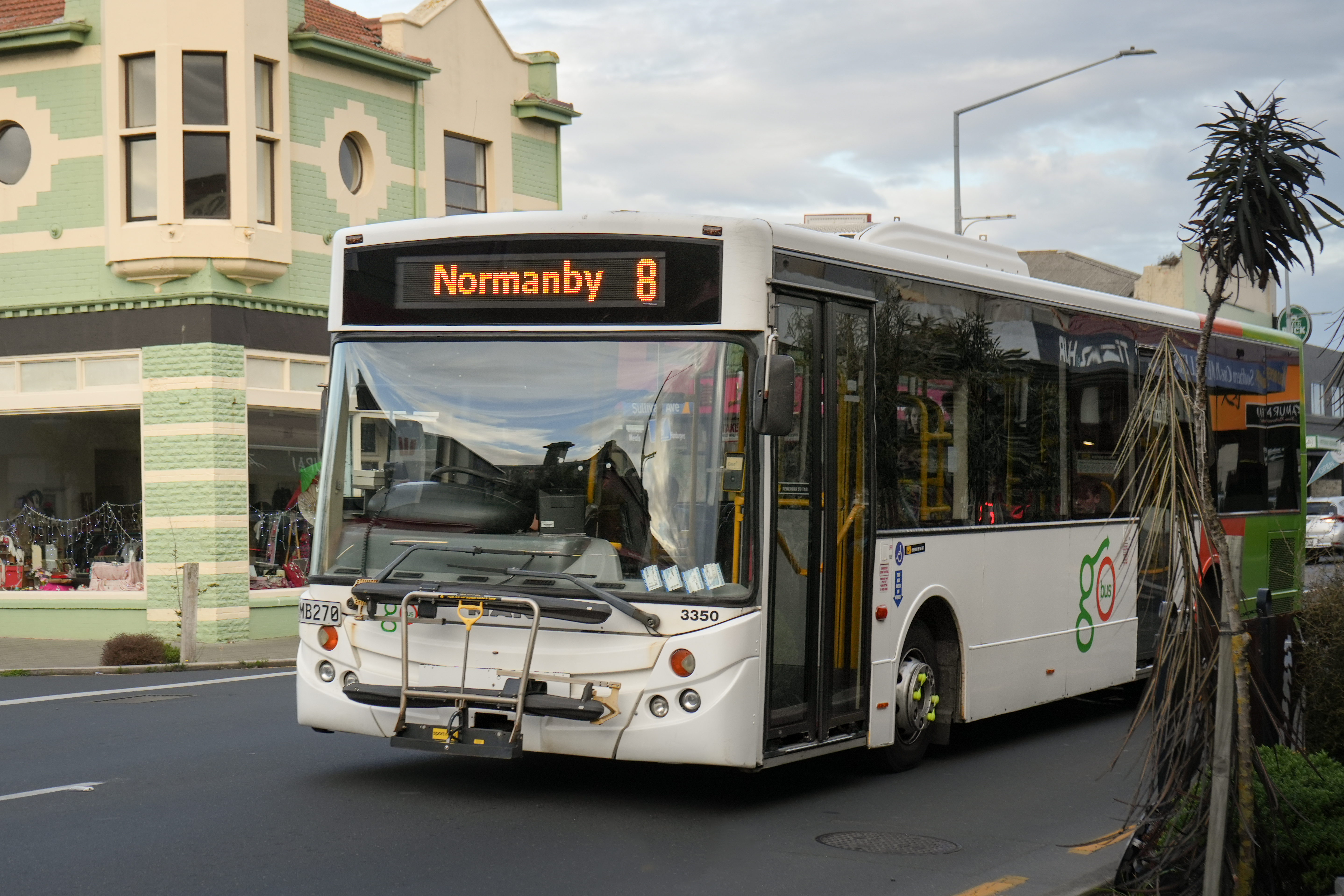 Dunedin Bus Route 8 King Edward St 2