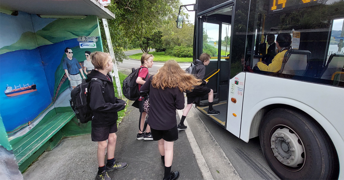 Dunedin High School Students Boarding An Orbus Bus January 2025