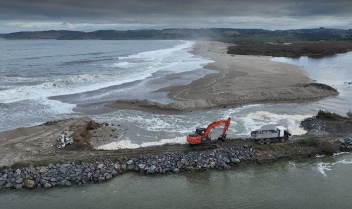 Puerua River Flood Protection Strengthening Underway Last Year, South Of Balclutha, Which Is Within The ORC’S Lower Clutha Flood
