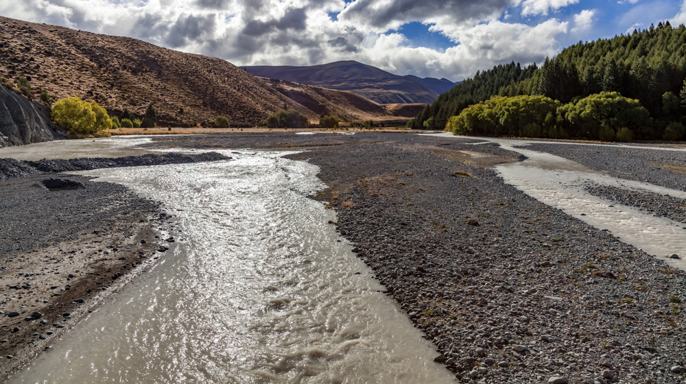 Waitaki River Adobestock 471549352